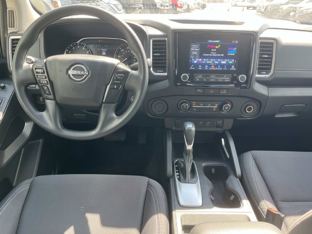 Used 2023 Nissan Frontier SV w/ Technology Package RWD image 16
