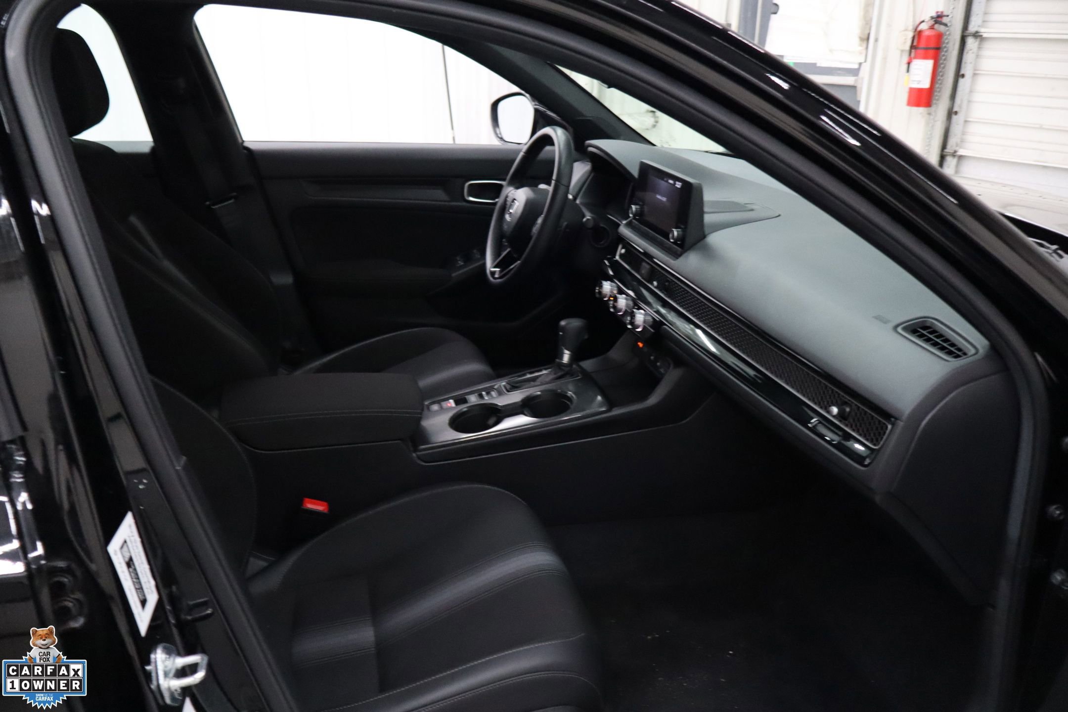 Used 2025 Honda Civic Sport image 29