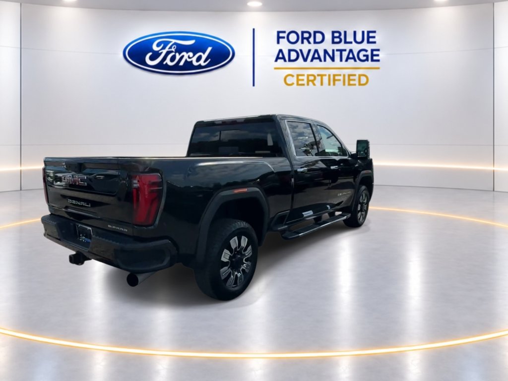 Used 2024 GMC Sierra 2500 Denali w/ Denali Reserve Package AWD/4WD image 8