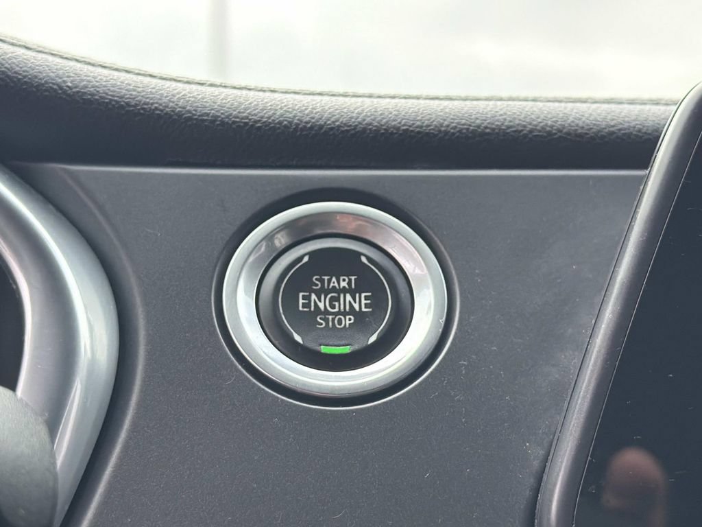 Used 2021 Chevrolet Blazer LT FWD image 25