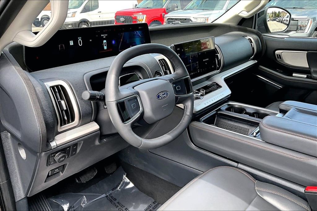 Certified 2025 Ford Expedition Max Active AWD/4WD image 13