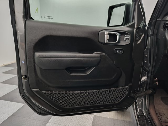 Used 2025 Jeep Gladiator Sport AWD/4WD image 20