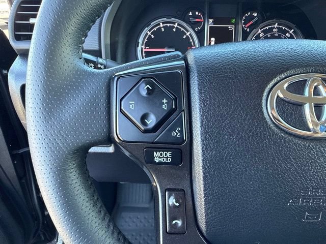 Used 2021 Toyota 4Runner TRD Off-Road AWD/4WD image 22