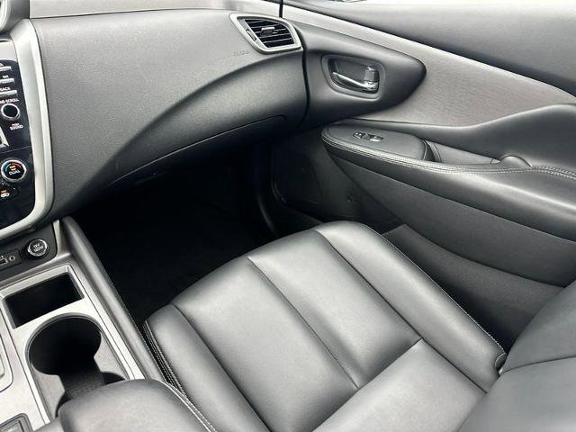 Used 2023 Nissan Murano SV image 14