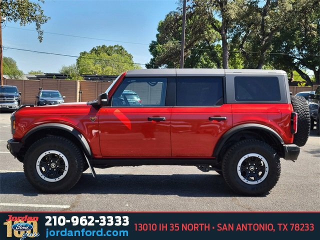 Certified 2024 Ford Bronco Badlands image 2