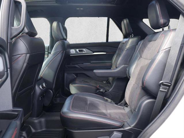 Certified 2025 Ford Explorer ST AWD/4WD image 23
