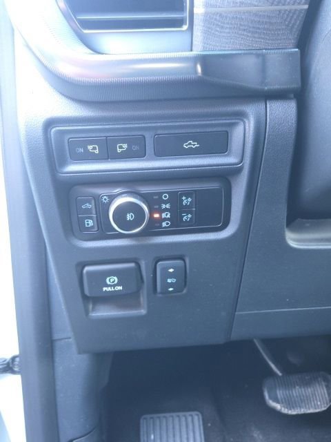 Certified 2023 Ford F150 Platinum w/ Equipment Group 701A High image 27