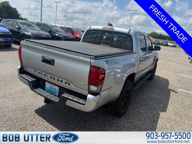 Used 2022 Toyota Tacoma SR AWD/4WD image 3