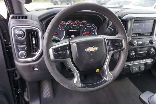 Used 2020 Chevrolet Silverado 1500 LT w/ LT Value Package RWD image 12