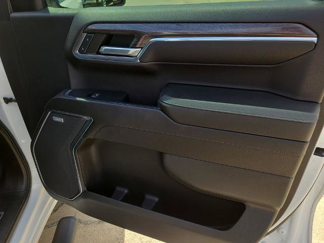 Used 2023 Chevrolet Silverado 1500 LTZ w/ LTZ Convenience Package II AWD/4WD image 8