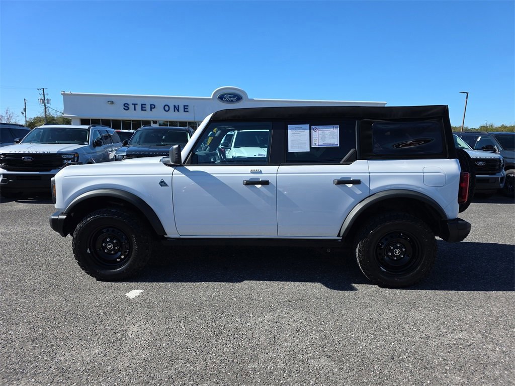 Certified 2023 Ford Bronco Black Diamond image 2