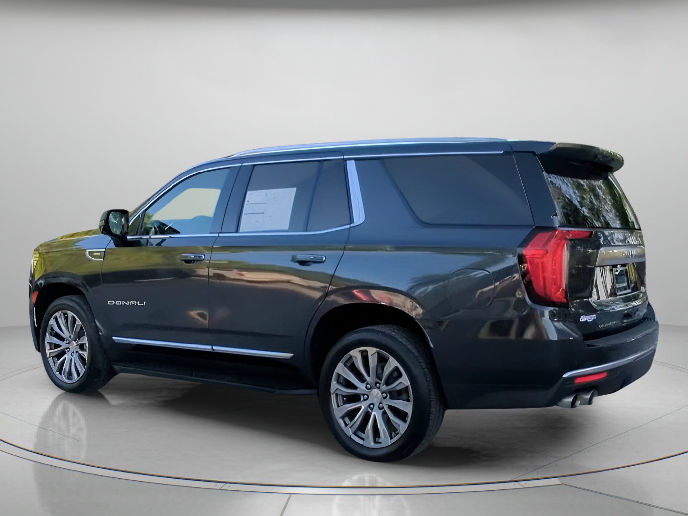 Used 2021 GMC Yukon Denali RWD image 19
