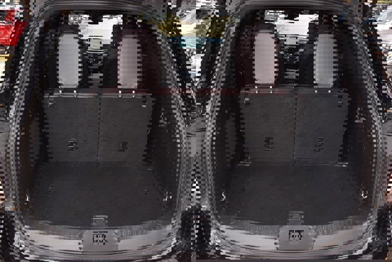 Certified 2025 Ford Explorer Platinum w/ LUX Leather Package image 37