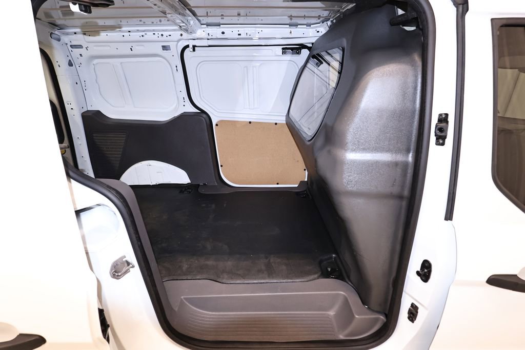 Certified 2023 Ford Transit Connect XLT FWD image 17