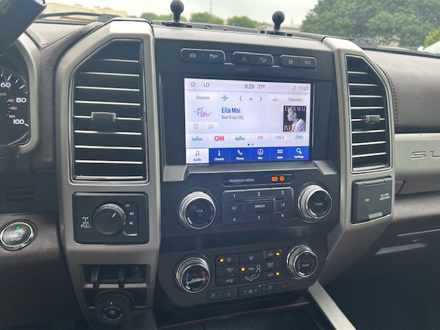 Certified 2021 Ford F250 King Ranch w/ FX4 Off-Road Package AWD/4WD image 24