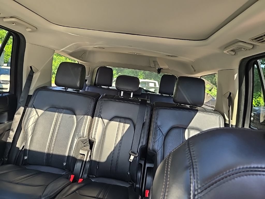 Certified 2020 Ford Expedition Platinum AWD/4WD image 16