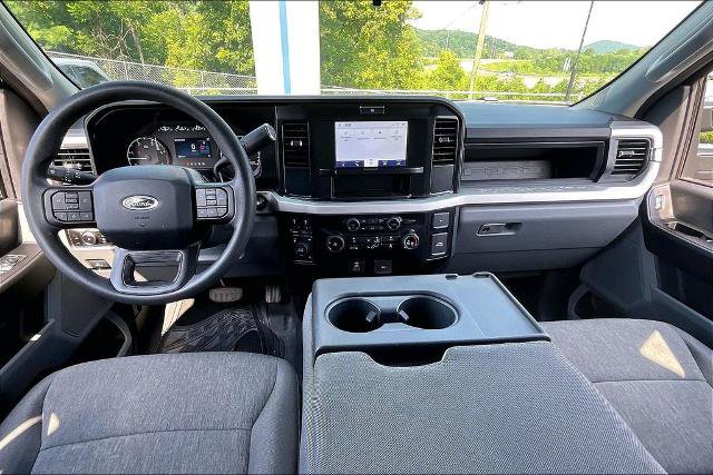 Certified 2025 Ford F450 XL w/ 360-Degree Camera Package AWD/4WD image 15
