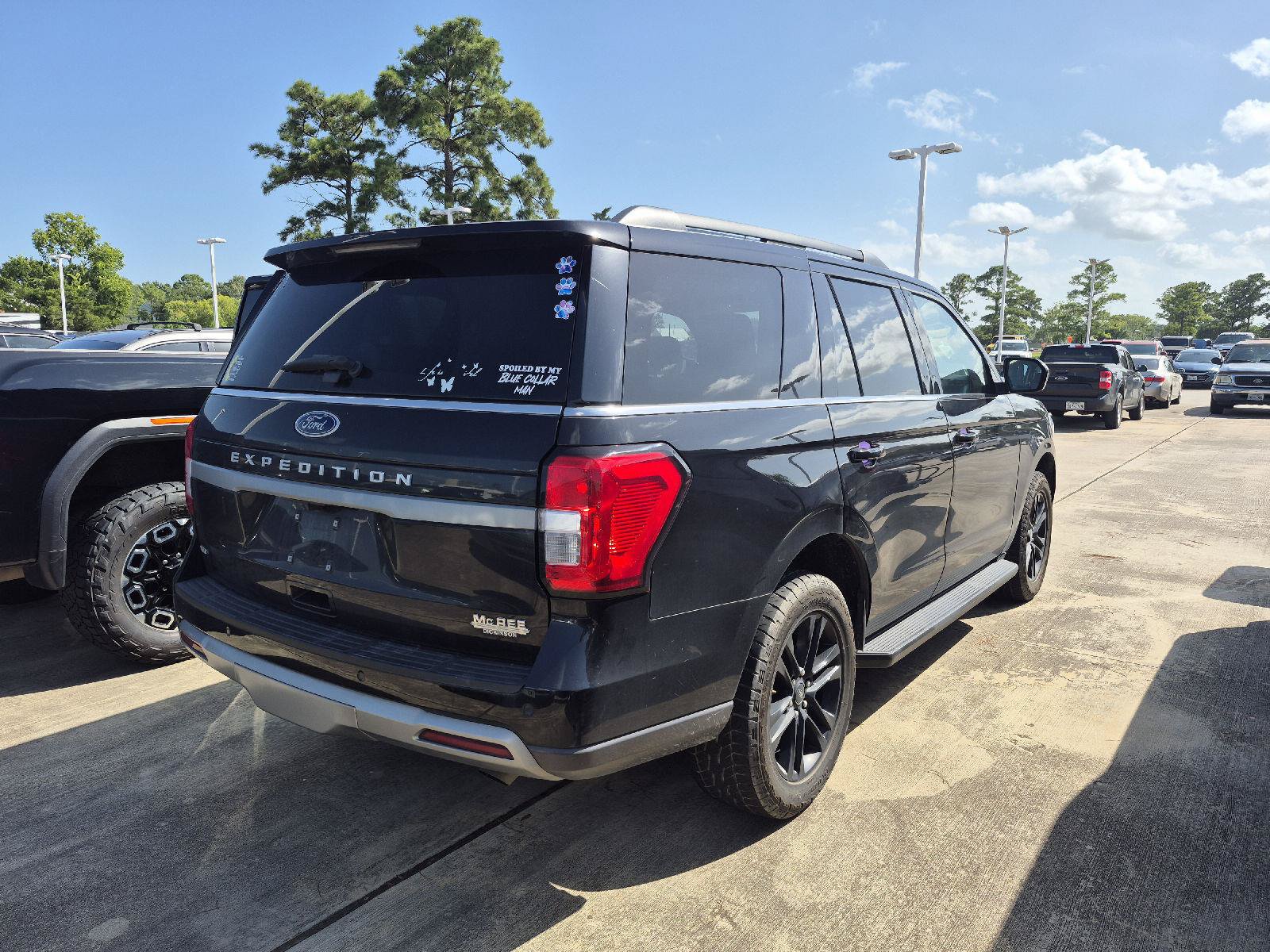 Certified 2024 Ford Expedition XLT RWD image 3