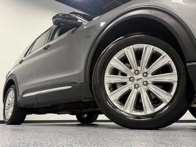 Certified 2021 Ford Explorer Limited w/ Equipment Group 301A AWD/4WD image 3