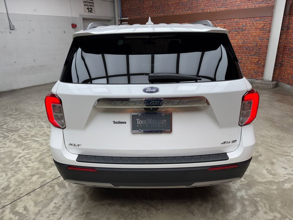 Certified 2023 Ford Explorer XLT w/ Equipment Group 202A image 3