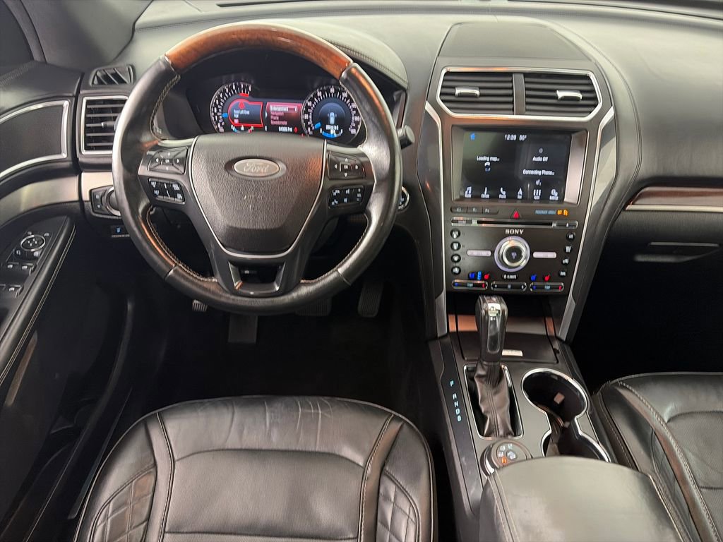 Certified 2017 Ford Explorer Platinum AWD/4WD image 14