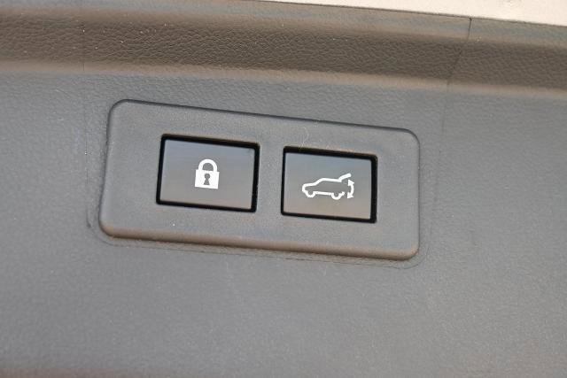 Used 2023 Subaru Outback Premium image 13