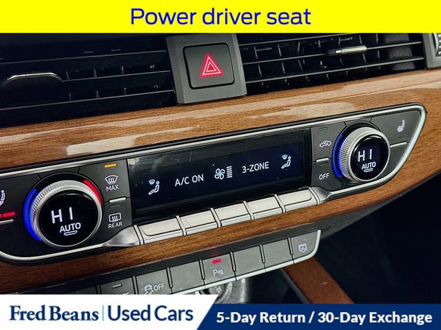 Used 2023 Audi A4 2.0T Premium w/ Convenience Package AWD/4WD image 19
