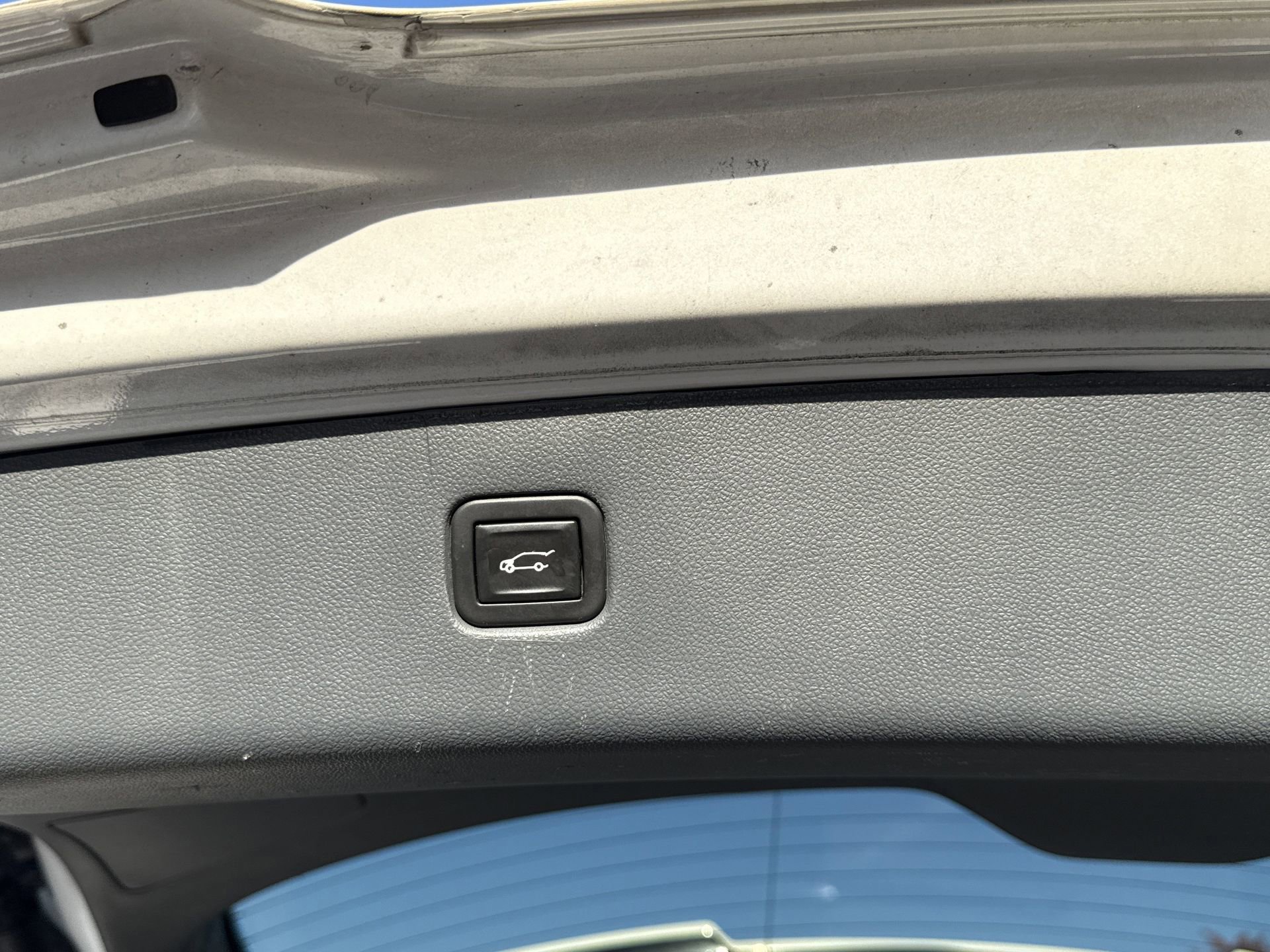 Used 2020 Chevrolet Blazer LT image 31