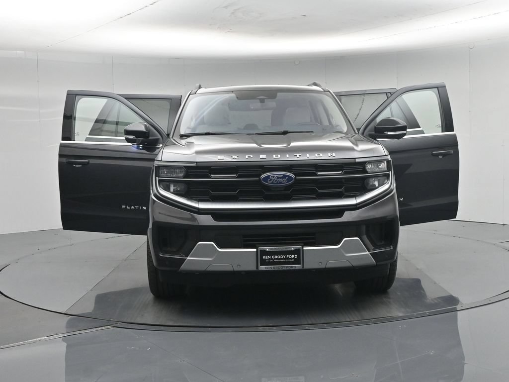 Certified 2025 Ford Expedition Max Platinum w/ Driver's Package AWD/4WD image 38