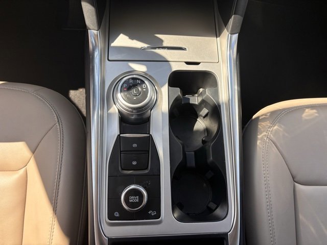 Certified 2022 Ford Explorer XLT w/ Equipment Group 202A image 22