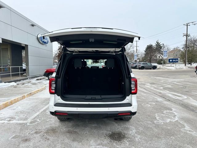 Certified 2022 Ford Expedition Limited image 30