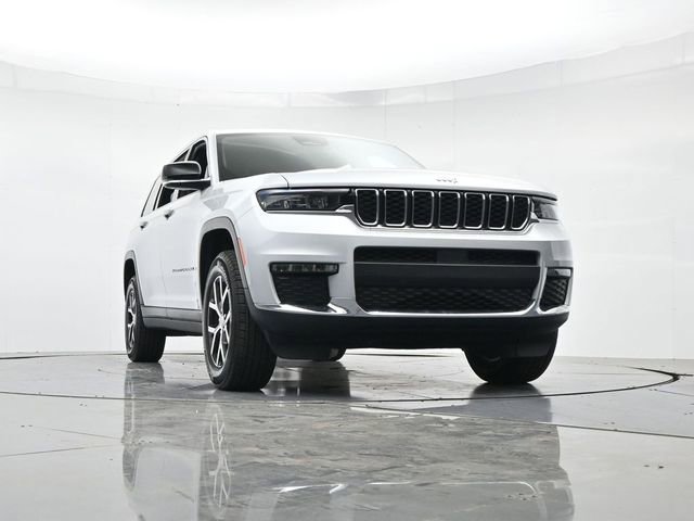 Used 2025 Jeep Grand Cherokee L Limited AWD/4WD image 36