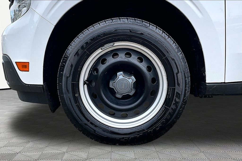 Certified 2022 Ford Maverick XL FWD image 9