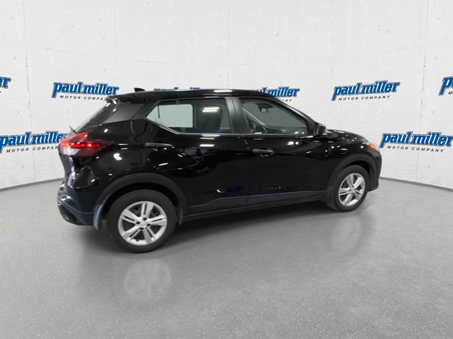 Used 2025 Nissan Kicks Play S FWD image 12