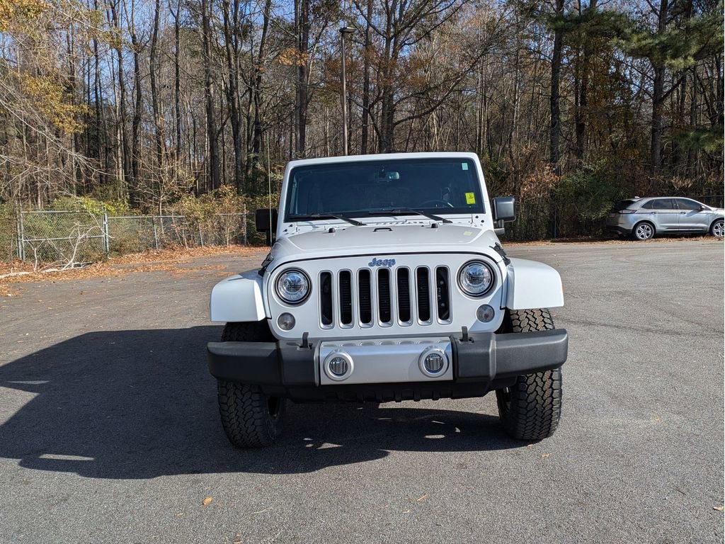 Used 2017 Jeep Wrangler Unlimited Sahara w/ Connectivity Group image 3