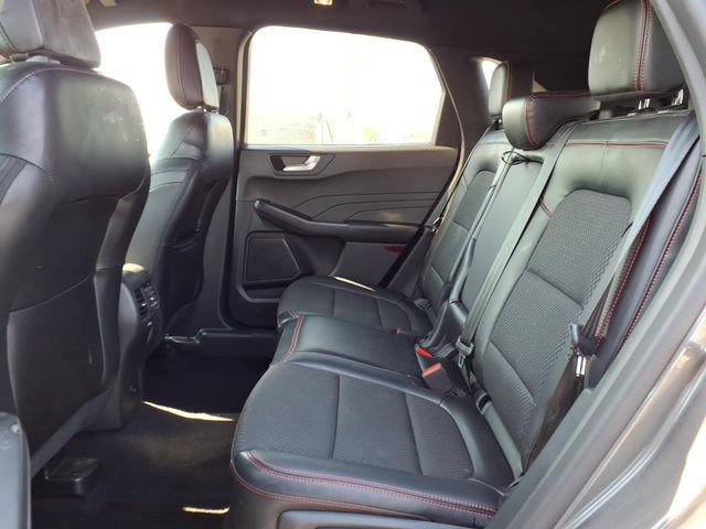 Certified 2023 Ford Escape ST-Line w/ Tech Pack #1 AWD/4WD image 11
