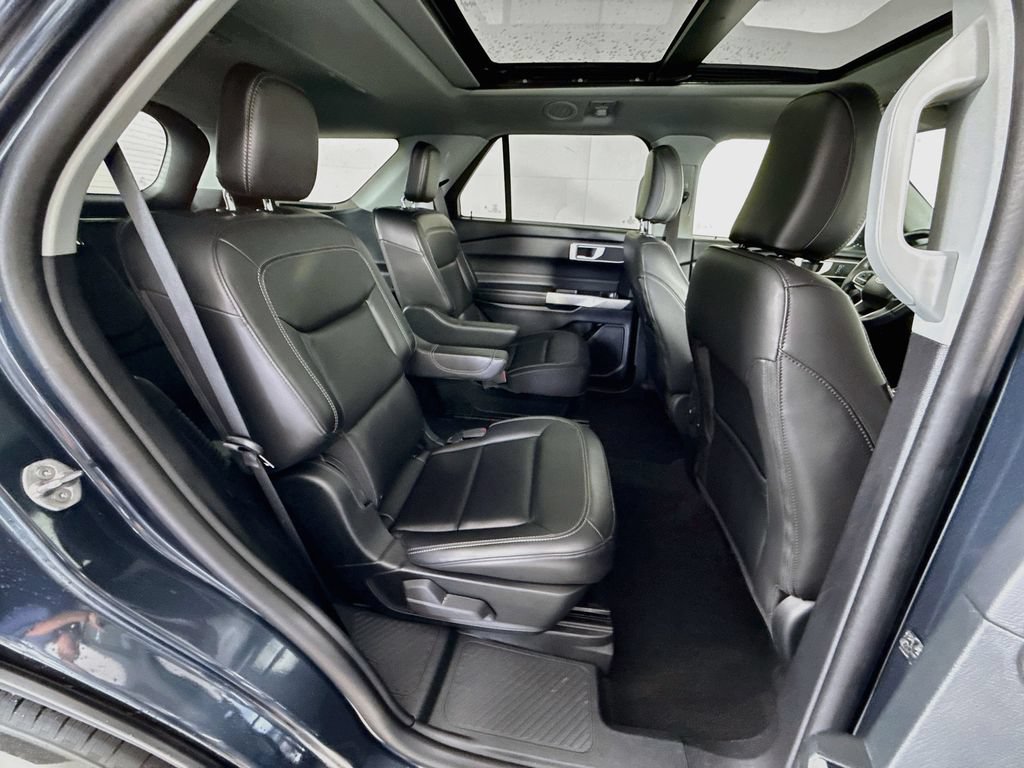 Certified 2023 Ford Explorer XLT w/ Equipment Group 202A AWD/4WD image 29