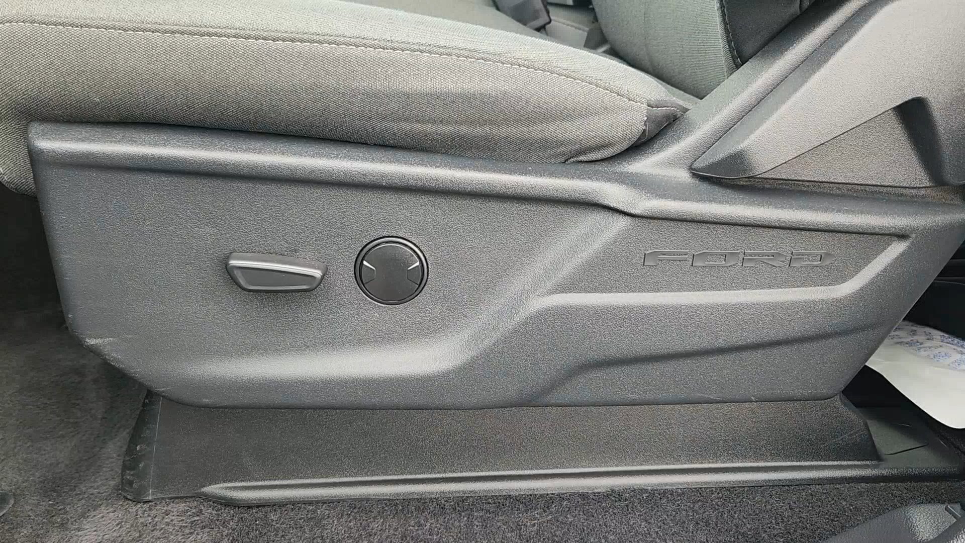 Certified 2025 Ford F150 XLT w/ Equipment Group 301A Standard image 9