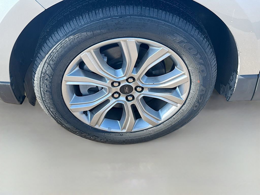 Certified 2024 Ford Edge Titanium AWD/4WD image 22