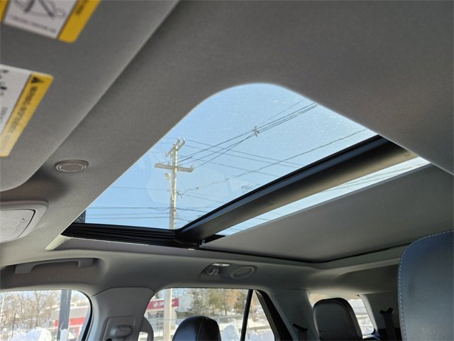 Certified 2022 Ford Explorer XLT w/ Equipment Group 202A image 21