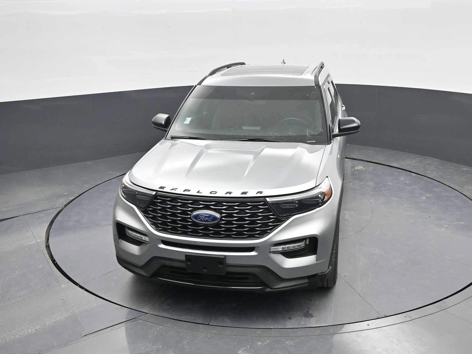 Certified 2024 Ford Explorer ST-Line w/ Class IV Trailer Tow Package AWD/4WD image 28