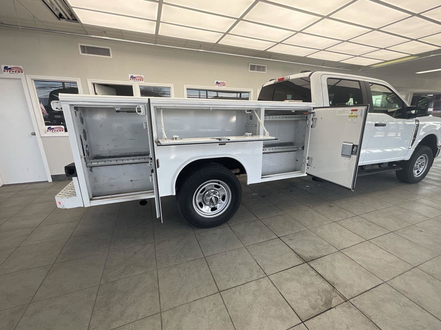 Certified 2023 Ford F350 XL w/ Snow Plow Prep Package AWD/4WD image 22