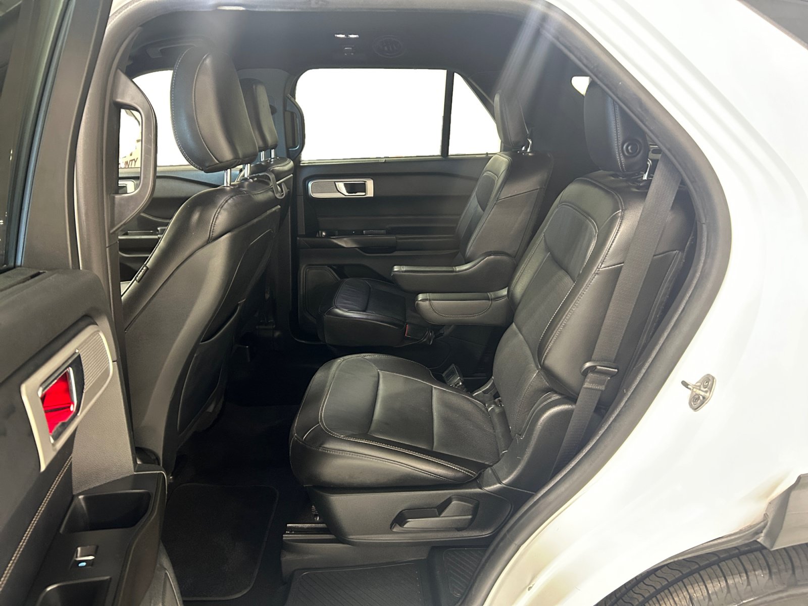 Certified 2020 Ford Explorer Limited RWD image 23