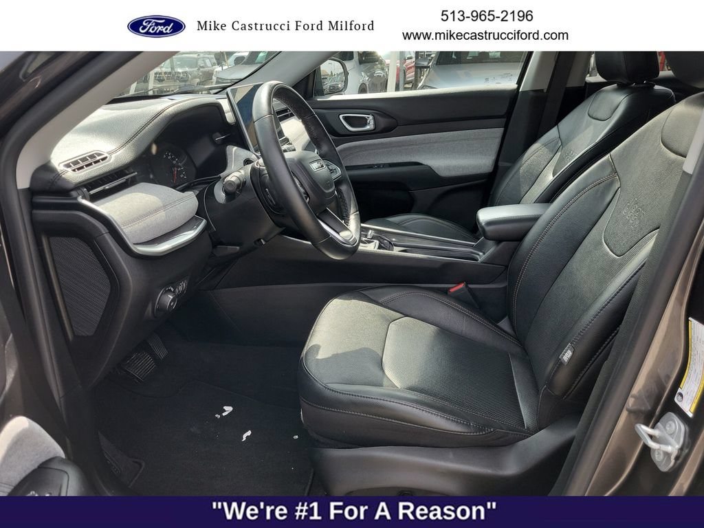 Used 2022 Jeep Compass Latitude w/ Sun and Sound Group AWD/4WD image 24