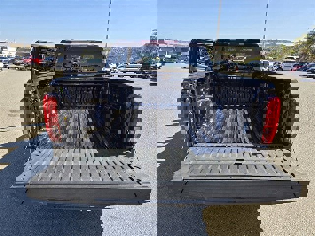 Used 2022 GMC Sierra 1500 Elevation image 10