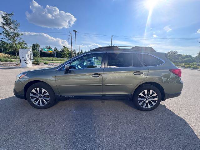 Used 2017 Subaru Outback 2.5i Limited AWD/4WD image 6