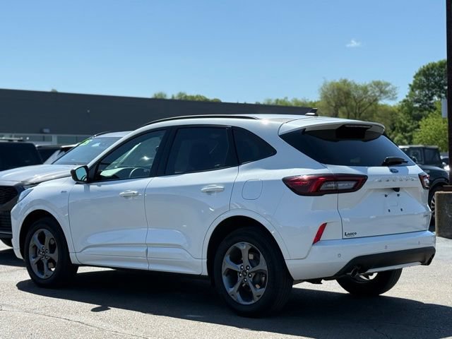 Certified 2023 Ford Escape ST-Line w/ Tech Pack #1 AWD/4WD image 41