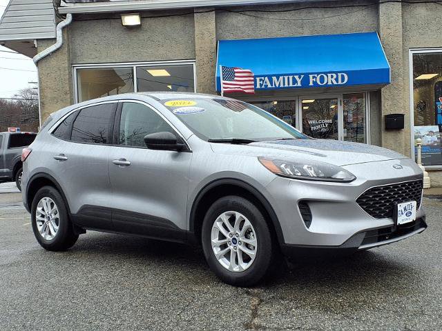 Certified 2022 Ford Escape SE w/ Cold Weather Package image 5