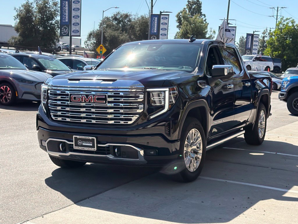 Used 2026 GMC Sierra 1500 Denali w/ Technology Package AWD/4WD image 5