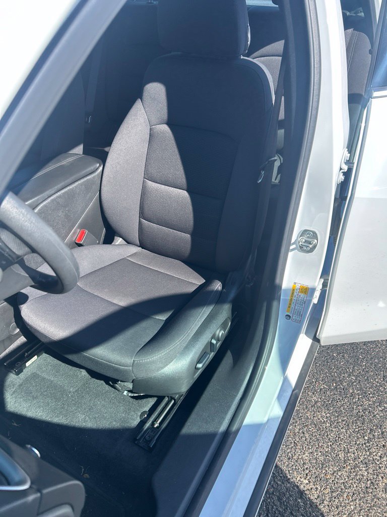 Used 2025 Chevrolet Malibu LT FWD image 5